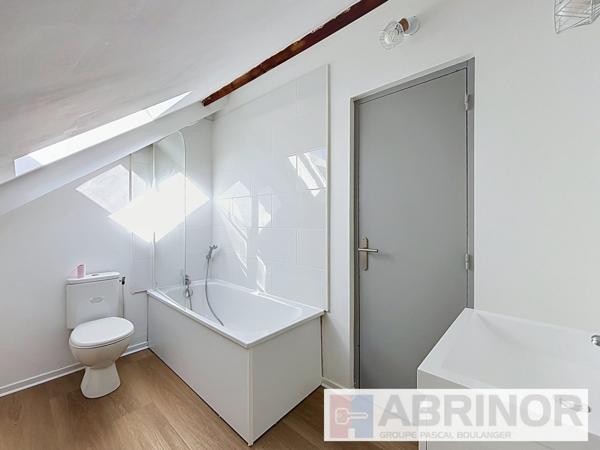 IMMEUBLE DE RAPPORT HYPER CENTRE 3 APPARTEMENTS + LOCAL COMMERCIAL-Rentabilité 8% TOURCOING