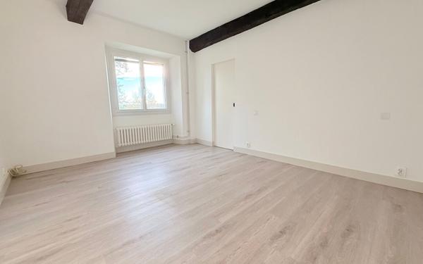 Maison à vendre    5 pièces • 265 m2 Aire-sur-l'Adour