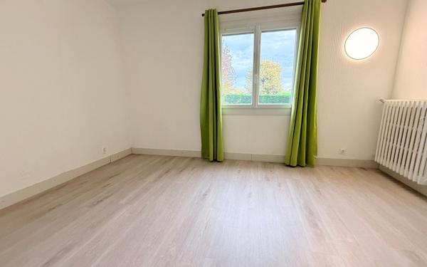 Maison à vendre    5 pièces • 265 m2 Aire-sur-l'Adour