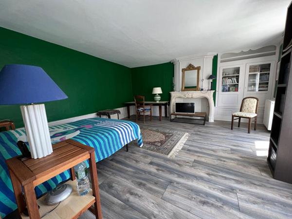 Maison - Montval Sur Loir - 8 pièce(s) - 208 m²