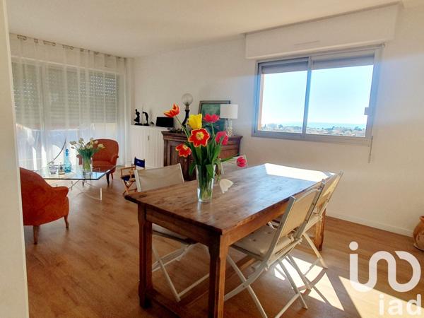 Appartement 4 pièces de 81 m² à Cagnes-sur-Mer (06800)