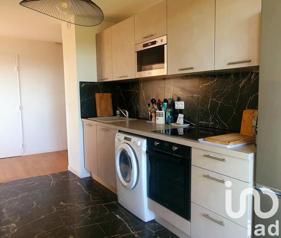 Appartement 4 pièces de 81 m² à Cagnes-sur-Mer (06800)