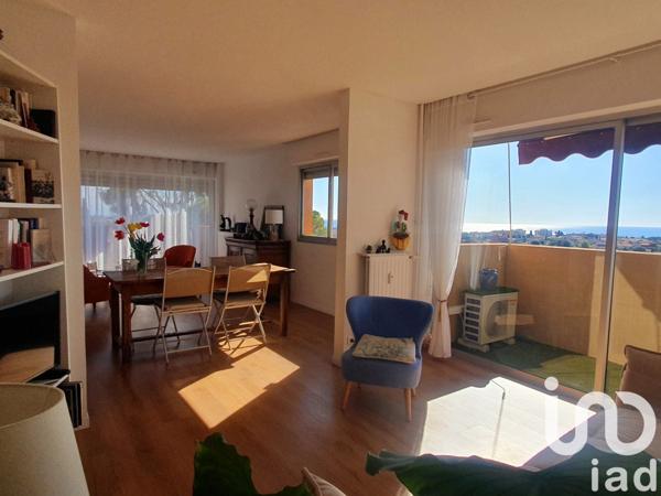 Appartement 4 pièces de 81 m² à Cagnes-sur-Mer (06800)