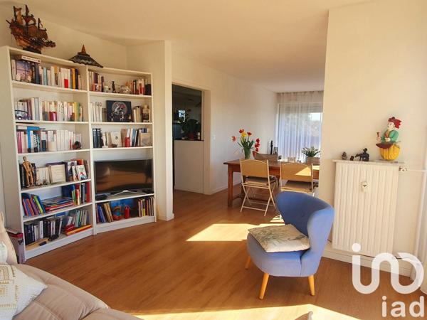 Appartement 4 pièces de 81 m² à Cagnes-sur-Mer (06800)