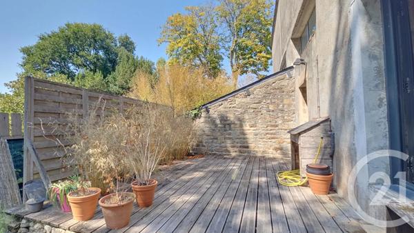 Appartement T6 à vendre  6 pièces - 263 m 2   THEIX NOYALO  - 56