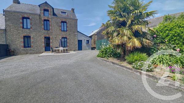 Appartement T6 à vendre  6 pièces - 263 m 2   THEIX NOYALO  - 56