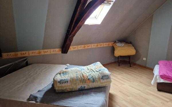 Immeuble à vendre    5 pièces • 139 m2 Terrasson-Lavilledieu