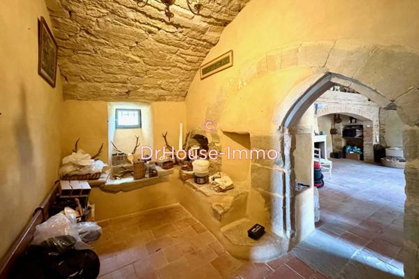 Château à vendre 22 pièces de 550 m²