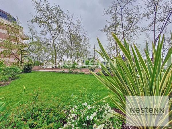 ORLEANS MADELEINE / BORDS DE LOIRE - T4 - DOUBLE RECEPTION (50m²) - TERRASSE - PLACE DE PARKING EN SOUS-SOL (accès avec ascenseur) - EXCELLENT DPE D !