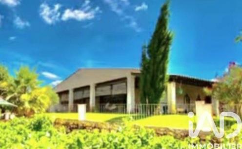 Maison à vendre 11 pièces 552 m² Beauvoisin