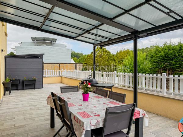 Vente
                Appartement108 m² - 5 Pièces -
                    SAINT LO (50000)
