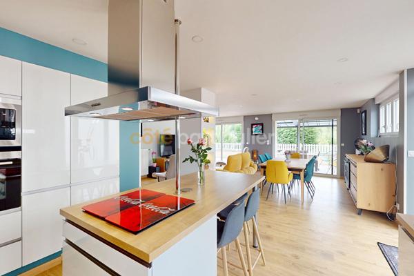 Vente
                Appartement108 m² - 5 Pièces -
                    SAINT LO (50000)
