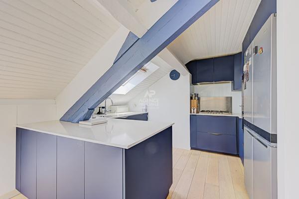 Appartement Saint Germain En Laye 5 pièce(s) 117 m2 899 000 € **  - Référence  18427
