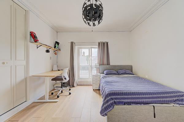 Appartement Saint Germain En Laye 5 pièce(s) 117 m2 899 000 € **  - Référence  18427