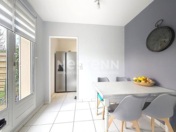 Visite virtuelle disponible : Maison Guyancourt Quartier Europe WEST PARK , 164m², plus de 185m² utiles, 4 chambres dont 1 suite parentale.