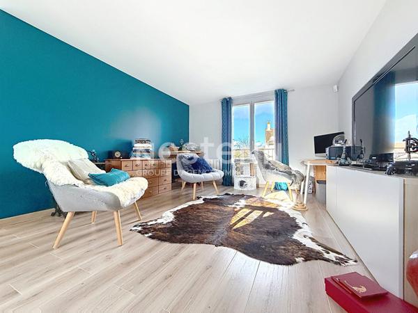Visite virtuelle disponible : Maison Guyancourt Quartier Europe WEST PARK , 164m², plus de 185m² utiles, 4 chambres dont 1 suite parentale.