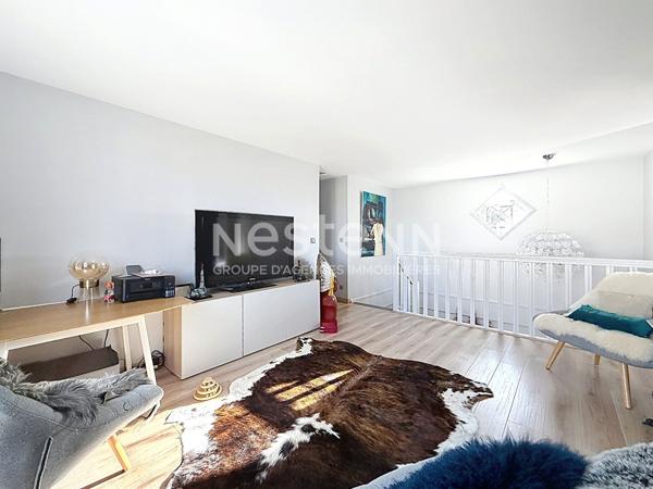 Visite virtuelle disponible : Maison Guyancourt Quartier Europe WEST PARK , 164m², plus de 185m² utiles, 4 chambres dont 1 suite parentale.