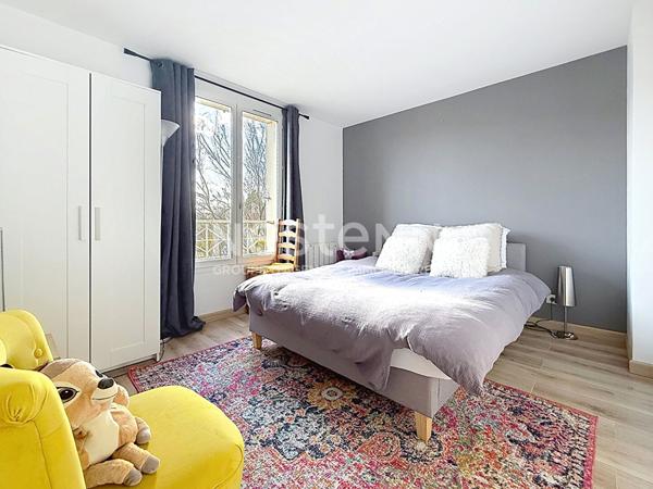 Visite virtuelle disponible : Maison Guyancourt Quartier Europe WEST PARK , 164m², plus de 185m² utiles, 4 chambres dont 1 suite parentale.