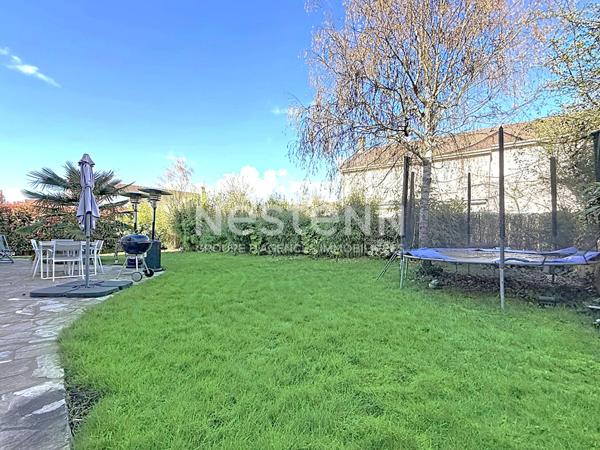 Visite virtuelle disponible : Maison Guyancourt Quartier Europe WEST PARK , 164m², plus de 185m² utiles, 4 chambres dont 1 suite parentale.