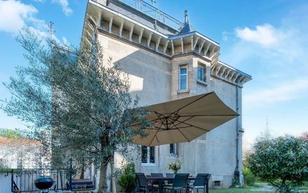 Maison à vendre    10 pièces • 350 m2 Nancy