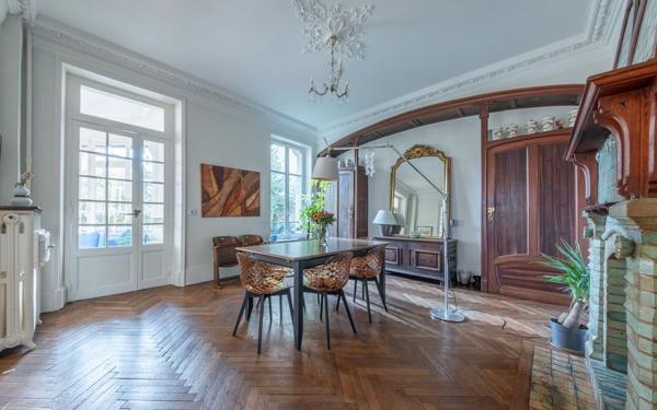 Maison à vendre    10 pièces • 350 m2 Nancy