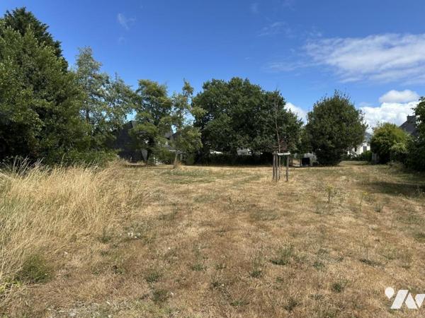 A VENDRE 56 VANNES Sud, en direction de Conleau, terrain à vendre 298 m²
