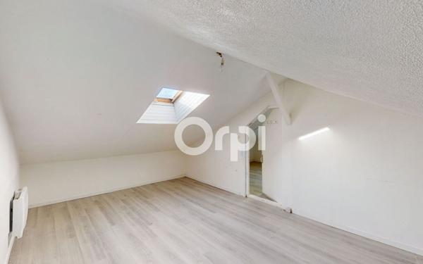 Maison à vendre    3 pièces • 70 m2 Champagne-sur-Seine