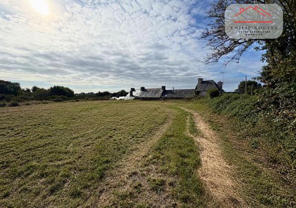 Terrain 747 m² à Pleubian , plat, viabilisé, libre de constructeur et proche du bourg