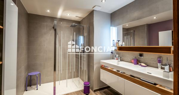 À vendre Maison 6 pièces 259 m² - Viry 74580