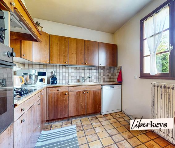 Maison familiale - 197 m² sur 823 m² de terrain – 7 chambres – Villepinte - Quartier pavillonnaire recherché