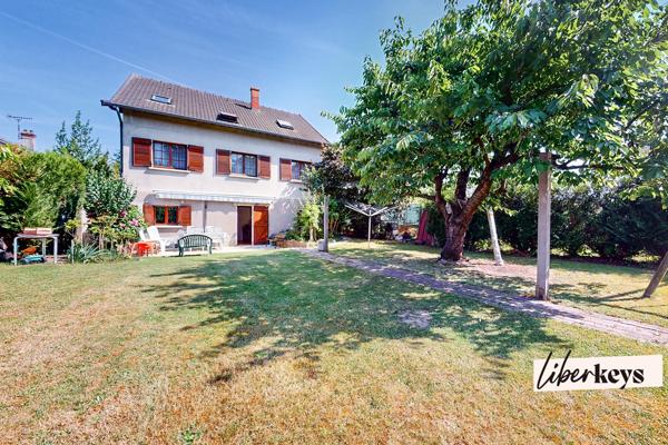 Maison familiale - 197 m² sur 823 m² de terrain – 7 chambres – Villepinte - Quartier pavillonnaire recherché
