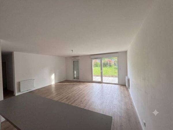 Appartement 3 pièces                                        - 35000 Rennes Réf : 2316
