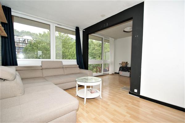 Appartement Fontenay Le Fleury 4 pièces 64.70 m2