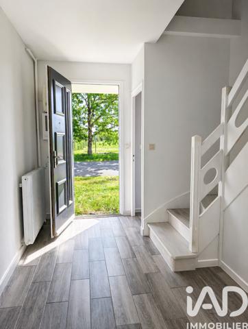 Maison à vendre 6 pièces 95 m² Saint-Seurin-sur-l'Isle