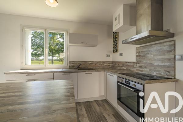 Maison à vendre 6 pièces 95 m² Saint-Seurin-sur-l'Isle