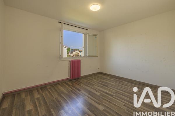 Maison à vendre 6 pièces 95 m² Saint-Seurin-sur-l'Isle