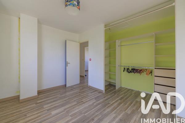 Maison à vendre 6 pièces 95 m² Saint-Seurin-sur-l'Isle