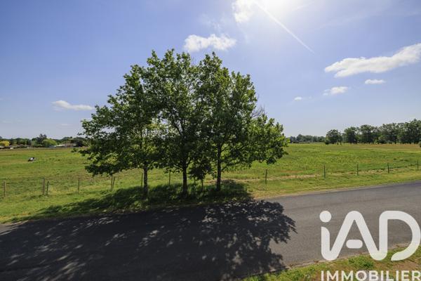 Maison à vendre 6 pièces 95 m² Saint-Seurin-sur-l'Isle