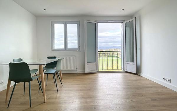 Appartement à louer    3 pièces •  Bourg-lès-Valence