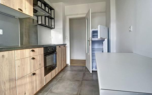 Appartement à louer    3 pièces •  Bourg-lès-Valence