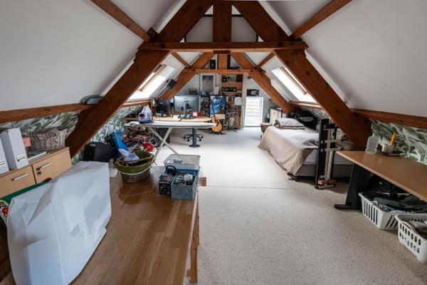 Maison à CHERBOURG-EN-COTENTIN, 50110 - 5 pièces 150m²