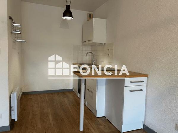 Location Appartement 2 pièces 48.41 m² - 4 RUE JULES LOUAIL Orgeres 35230