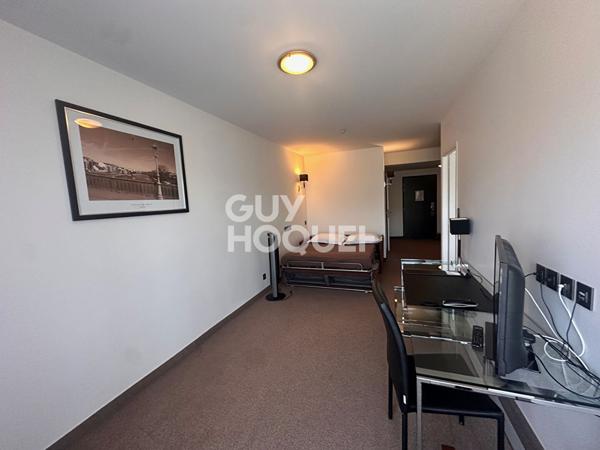 Investissement locatif sécurisé T2 de 50m2 meublé avec terrasse et services 4 étoiles