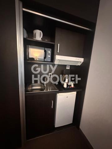 Investissement locatif sécurisé T2 de 50m2 meublé avec terrasse et services 4 étoiles