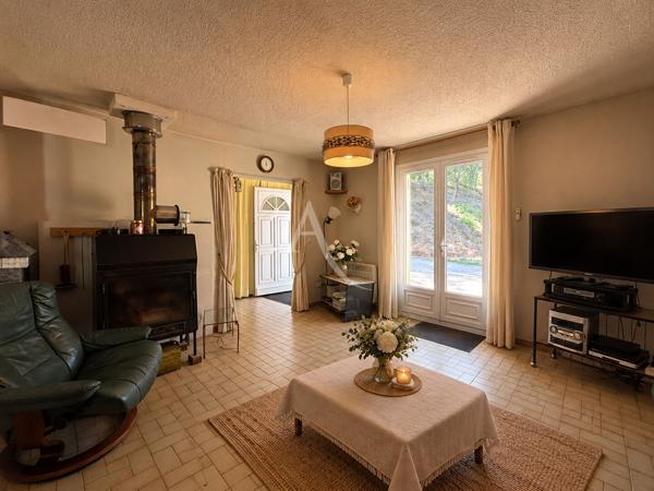 VILLA TERRASSE AVEC DEPENDANCE AU CALME SUR TERRAIN DE 2019M2
