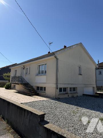 Maison sur sous-sol total avec 3 chambres