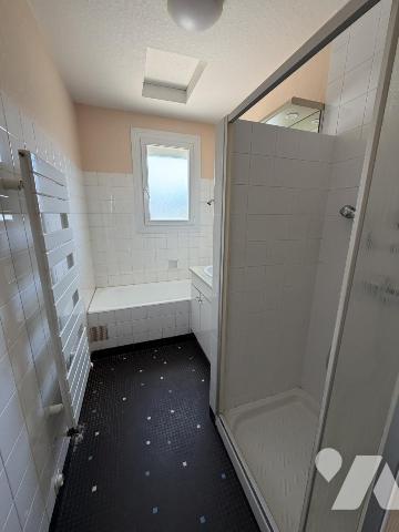 Maison sur sous-sol total avec 3 chambres