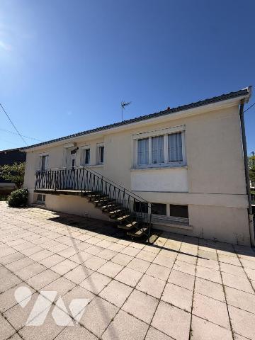 Maison sur sous-sol total avec 3 chambres