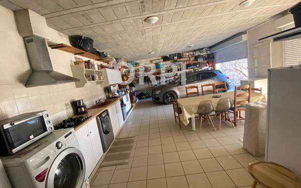 Maison à vendre    8 pièces •  Monteux