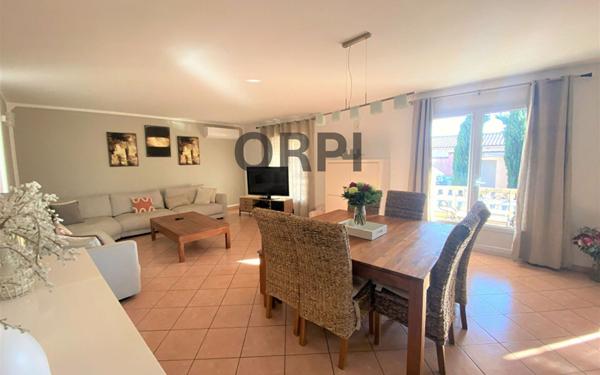 Maison à vendre    8 pièces •  Monteux